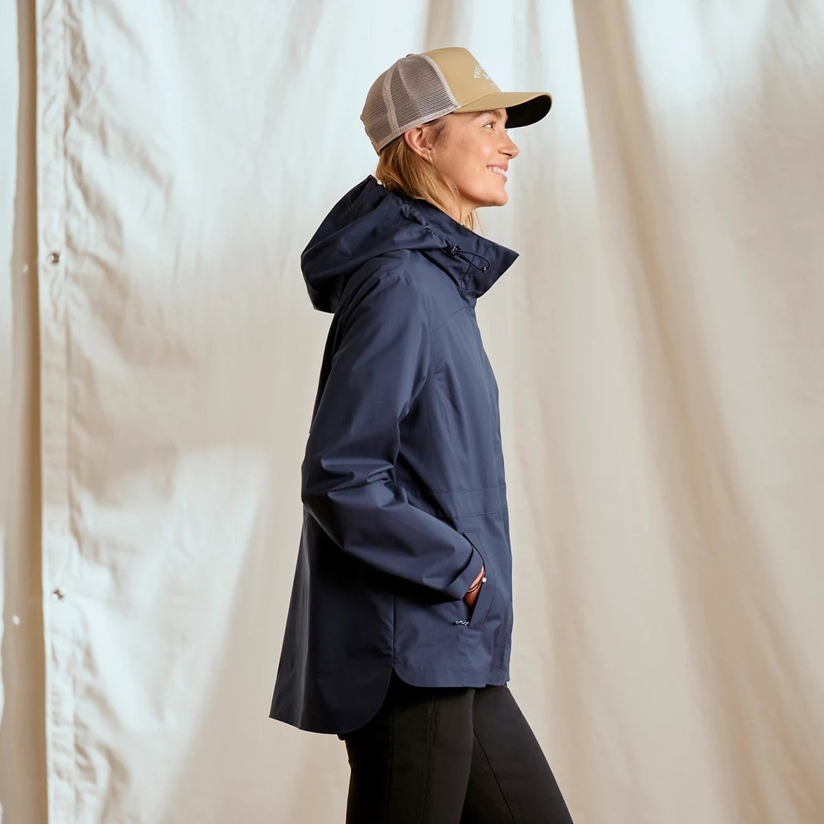 Orvis Customer Favorite -Women's Outbound Pack & Go Jacket