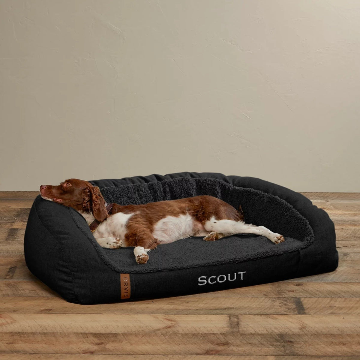 Orvis Limited Edition -FleeceLock® Memory Foam Couch Dog Bed