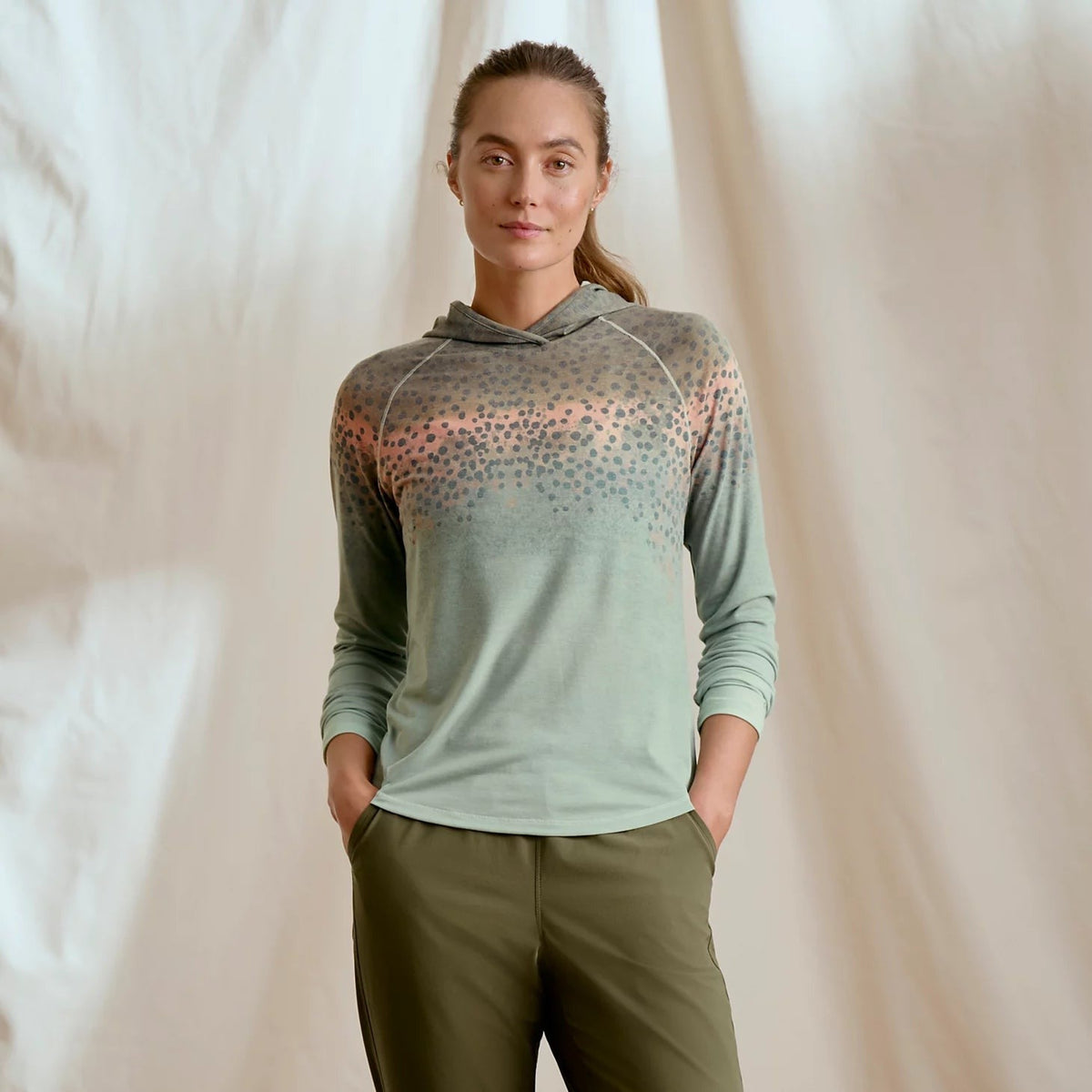 Orvis Featured - Women's DriCastTM Hoodie
