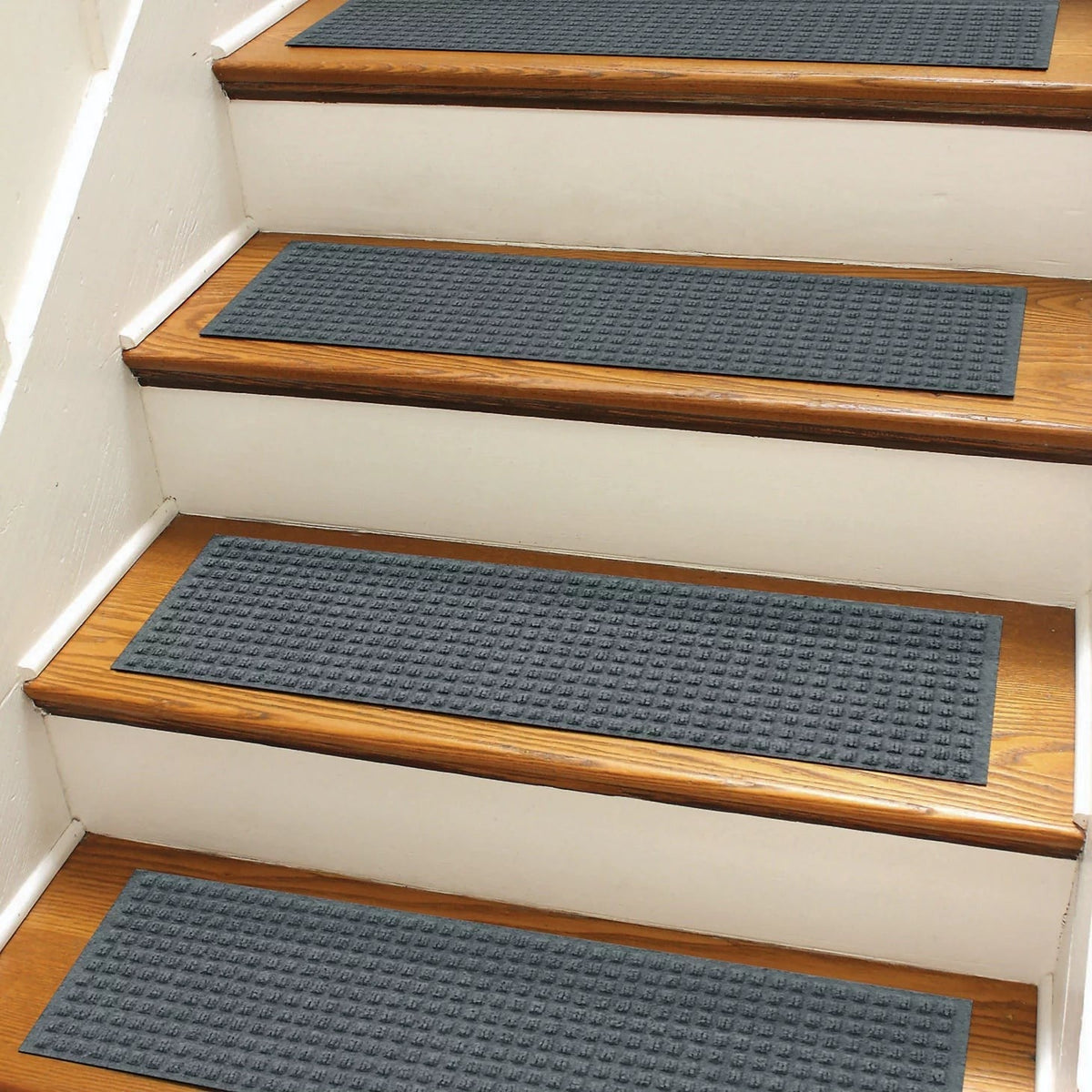 Orvis Value - Recycled WaterHog® Grid Stair Treads